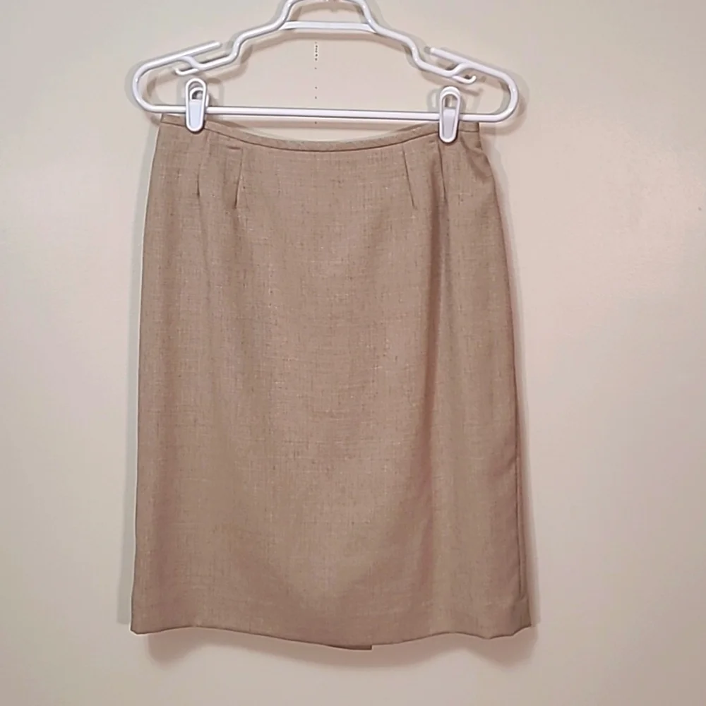 Kasper 2 piece Blazer Jacket Skirt Suit Set Tan Wood Beading Embroidery 8P - Picture 9 of 13